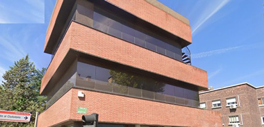 Edificio de uso mixto en Pozuelo de Alarcón
