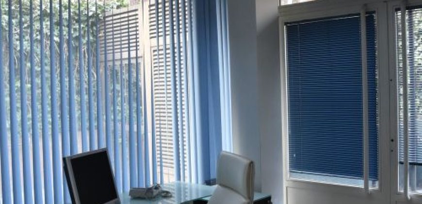 Edificio de uso mixto en Pozuelo de Alarcón